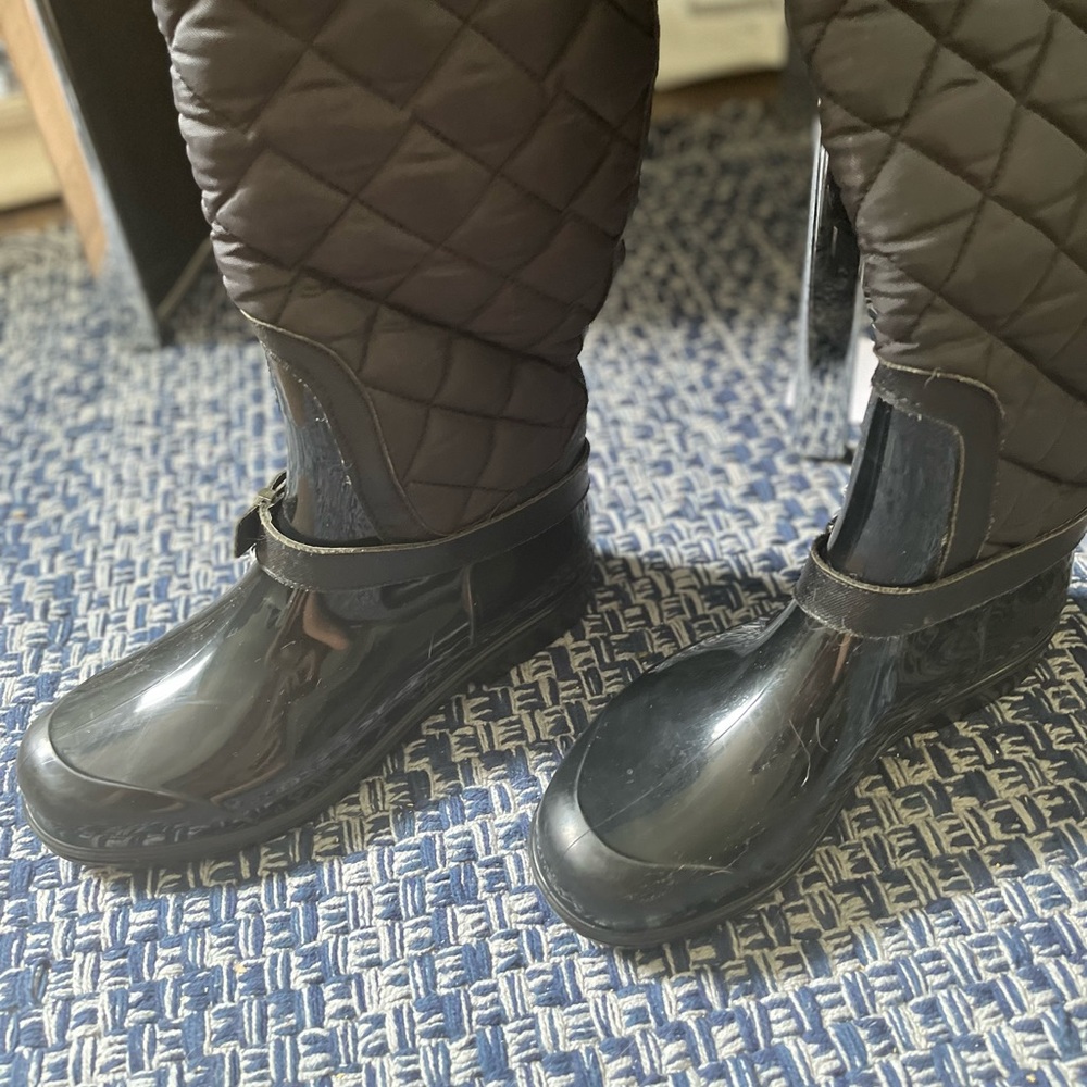 Micheal kors boots